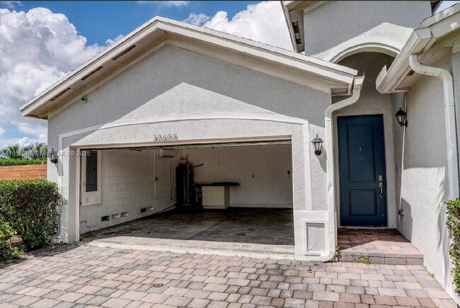 Building Photo - 30600 SW 193rd Ave