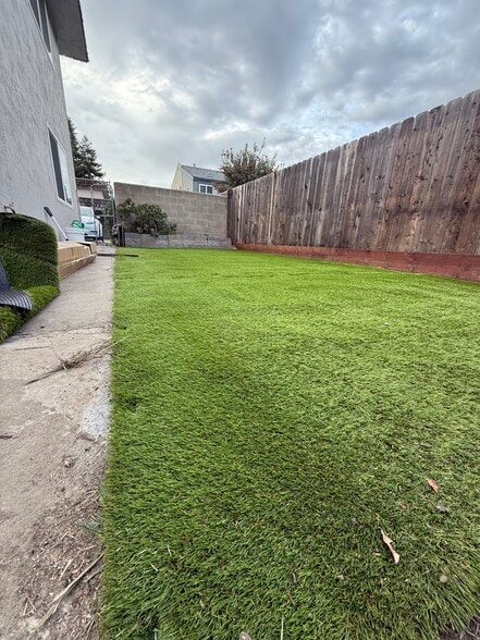 Building Photo - 34770 Perry Rd