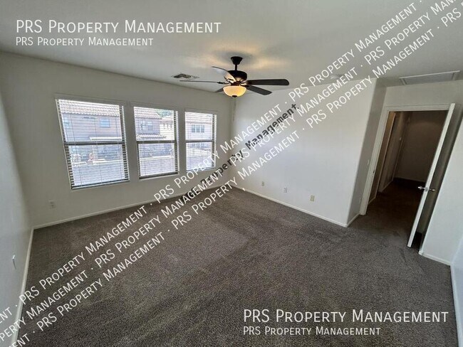 Building Photo - 45563 W Starlight Dr