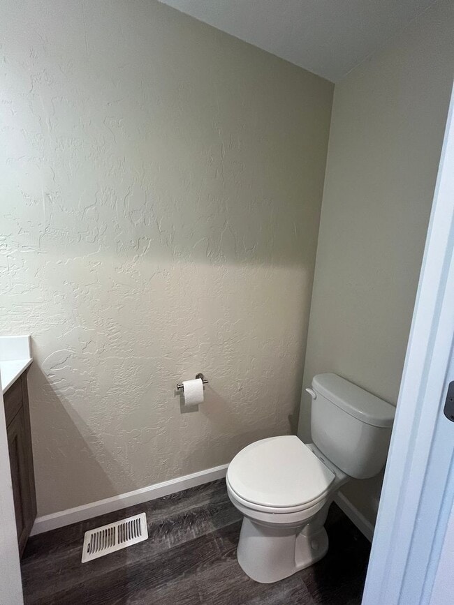 Building Photo - 3-Bed Home with Garage & Fenced Yard in Pr...