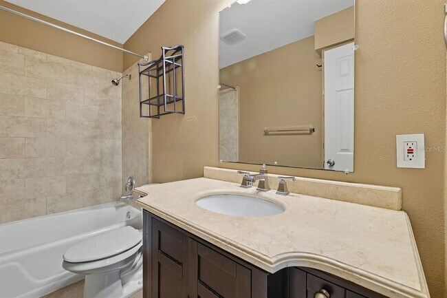 Building Photo - 3707 Pelican Ln