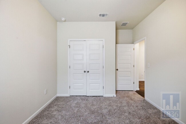 Building Photo - 9604 Eloquence Dr