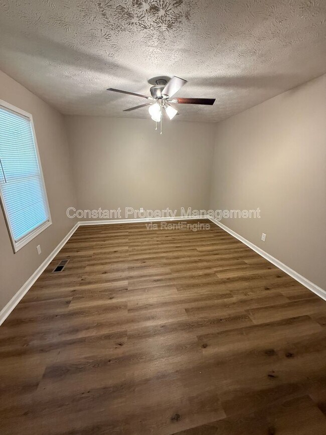 Building Photo - 2632 Coral Way