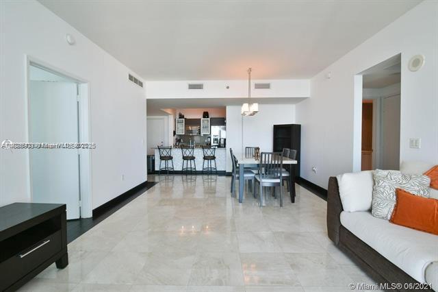 Building Photo - 951 Brickell Ave