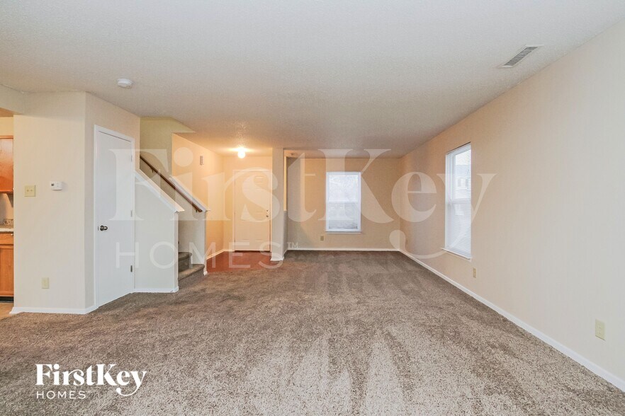 Building Photo - 12401 Rose Haven Dr