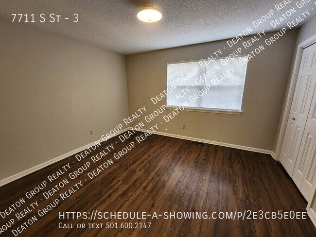 Building Photo - 7711 S St-3