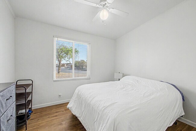 Building Photo - 8601 N 103rd Ave
