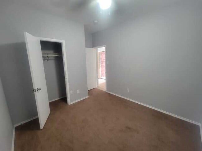 Building Photo - 12637 Carpenter Ln