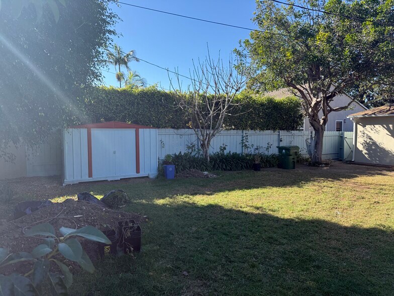 Building Photo - 12106 Clarkson Rd