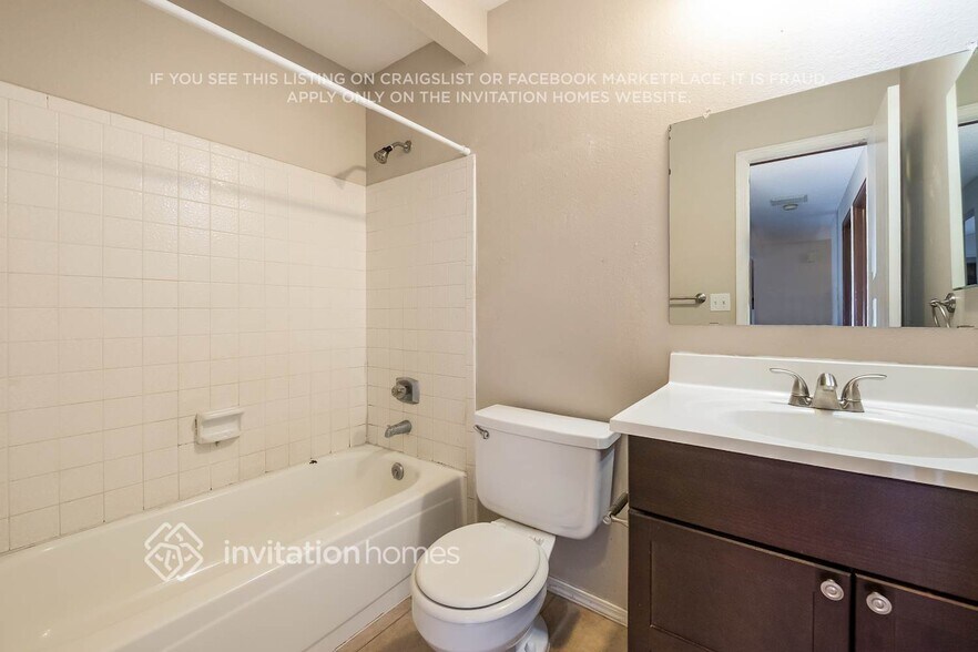 Building Photo - 2230 Beacham Dr