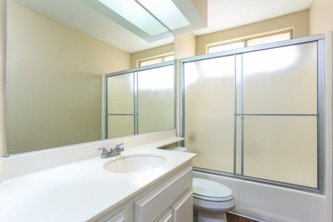 Building Photo - 10349 Beryl Ave