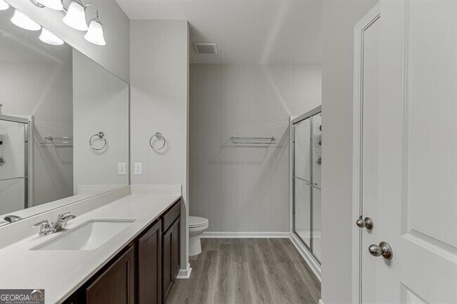 Building Photo - 145 Alexander Ln