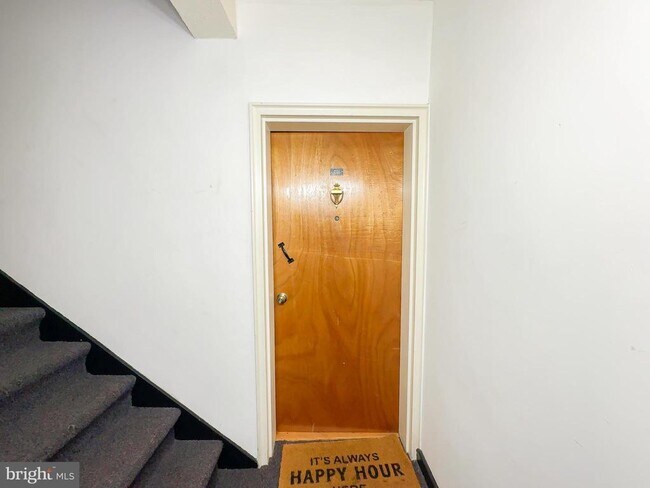 Building Photo - 2102 Suitland Terrace SE