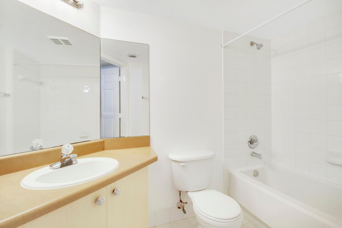 Building Photo - 4151 San Marino Blvd