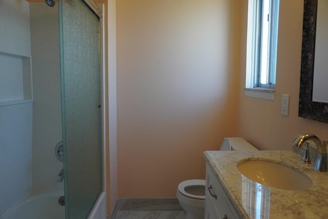 Building Photo - 4415 Fox Hill Dr
