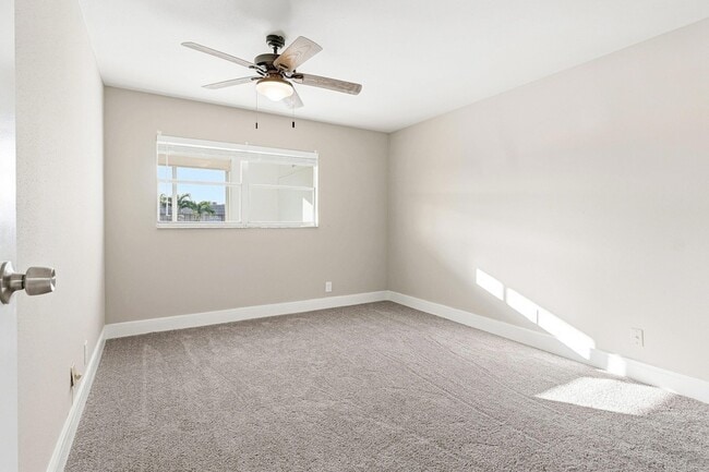 Building Photo - 141 Brittany Terrace