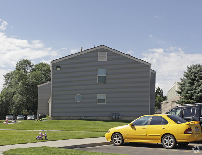 Building Photo - Heartland Mountain View