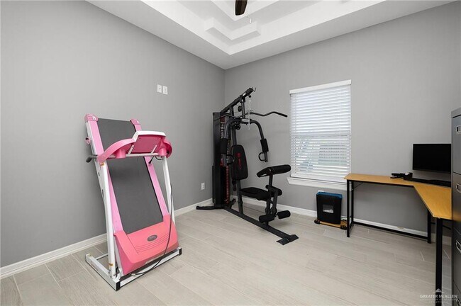 Building Photo - 21 Middle St