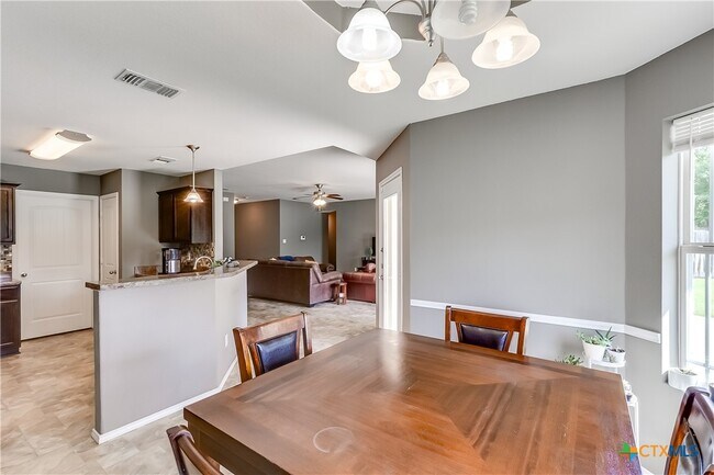 Building Photo - 5102 Screaming Eagle Cir