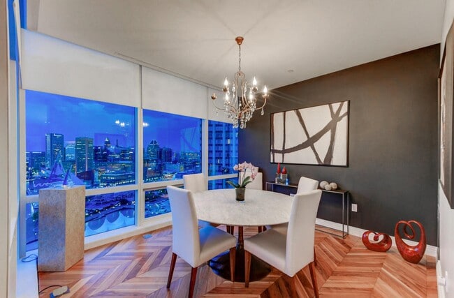 Building Photo - 300 International Drive