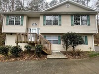 Building Photo - 3 bed, 2 bath, 2 car garage w office space...