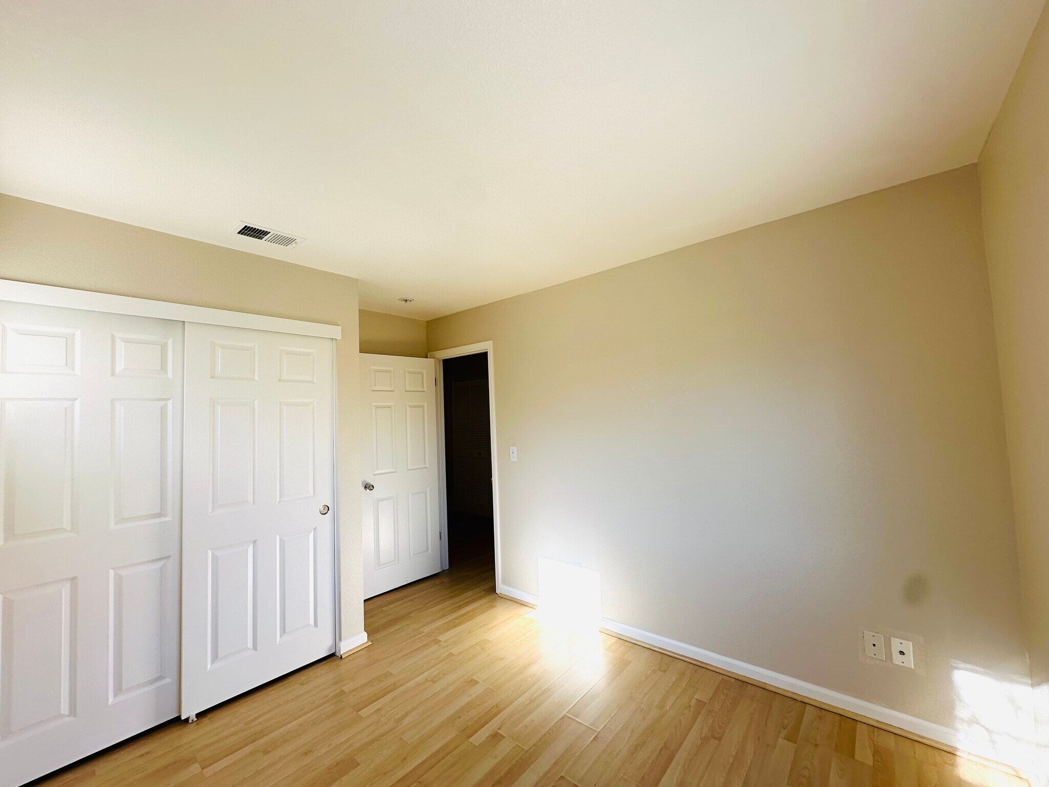 Building Photo - 3729 Seine Ct