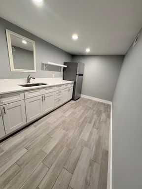 Building Photo - Charming 5-Bedroom Home in Prime Ballard Location! Open House Saturday April 4th