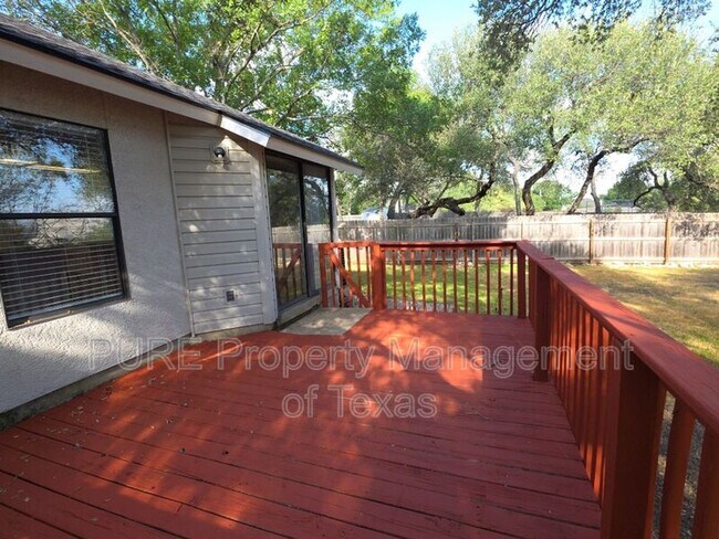 Building Photo - 1406 Bullhill Cove
