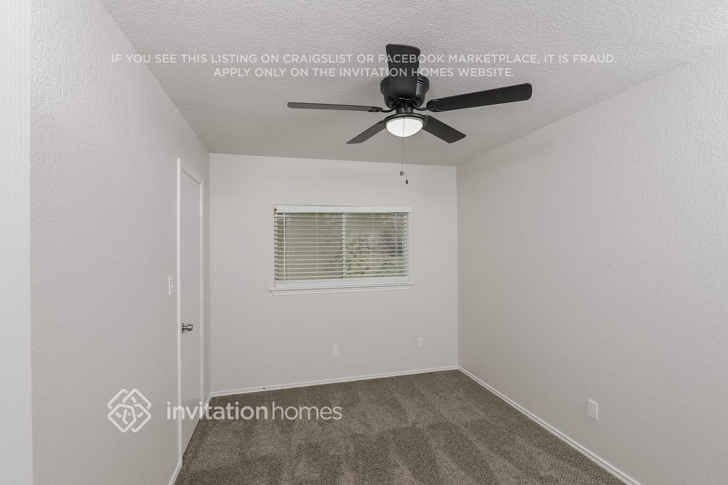 Building Photo - 10622 Manor Creek