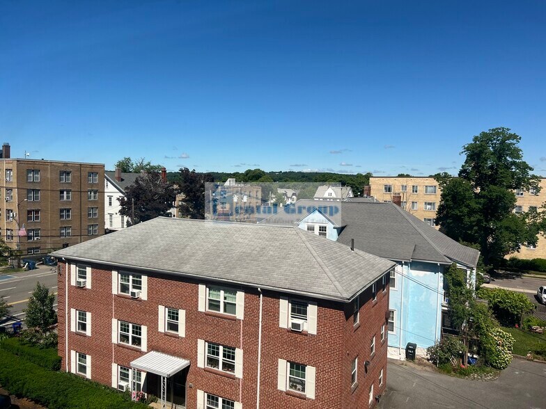 Building Photo - 215 Massachusetts Ave