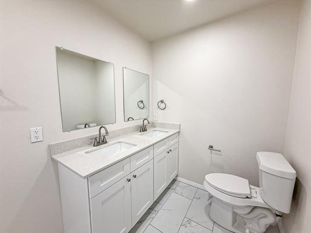 Building Photo - 110 Marigold Dr