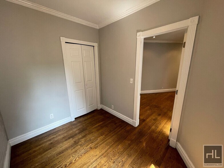 Building Photo - E 13TH ST.