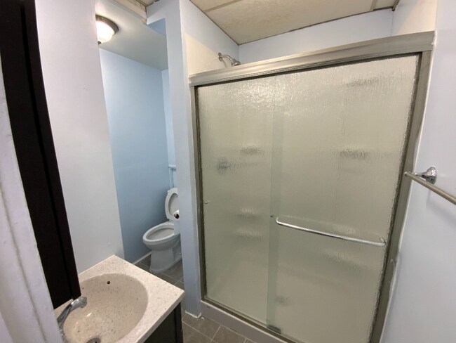 Building Photo - 263 Division St