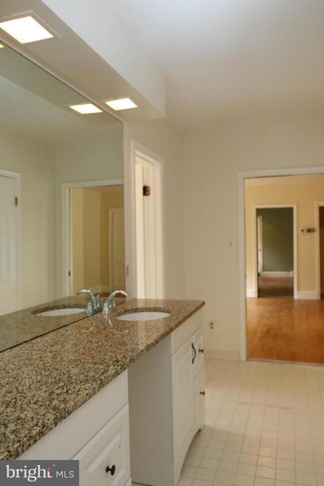 Building Photo - Secluded Country Retreat with Picturesque ...