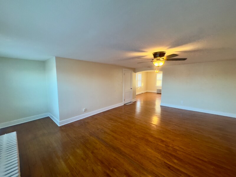 Building Photo - 622 Milwaukee St