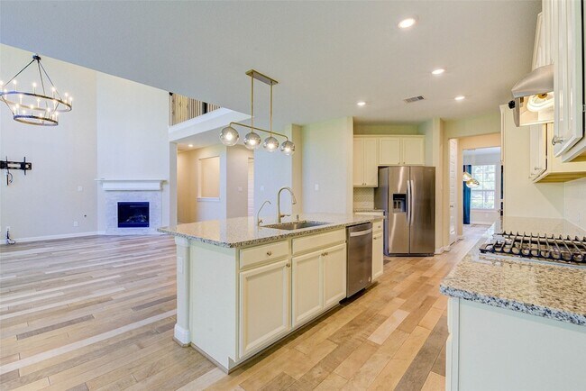 Building Photo - 4022 Steep Woods Dr