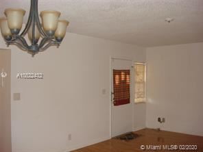 Building Photo - 2 br, 2 bath Condo - 2050 NW 81st Ave