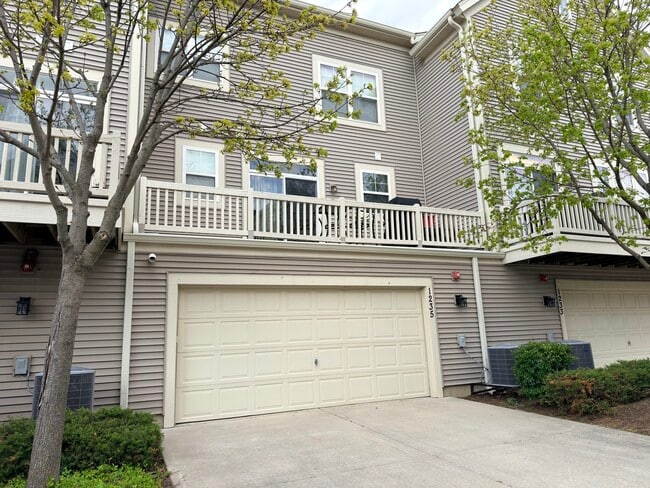 Building Photo - 1235 Tuscany Dr