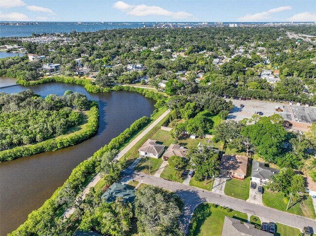 Building Photo - 2401 42nd St S