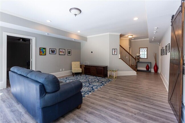 Building Photo - 2360 Manor Creek Ct