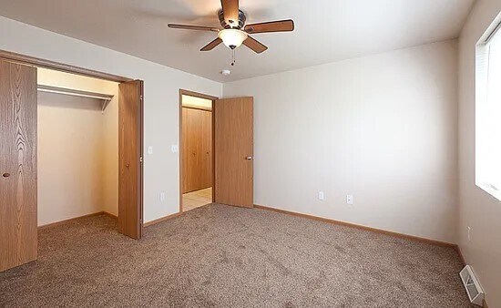 Building Photo - 2936 Popplewood Ct