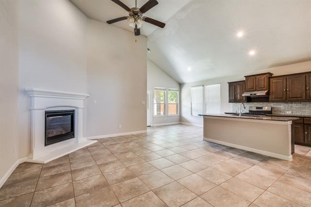 Building Photo - 713 Redding Dr