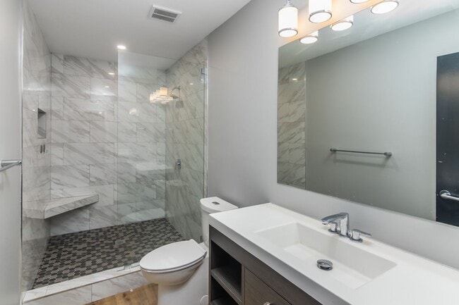 Building Photo - Hidden Jewel in Westlake Village
