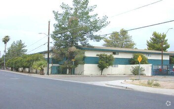 Building Photo - Cambridge Apartments