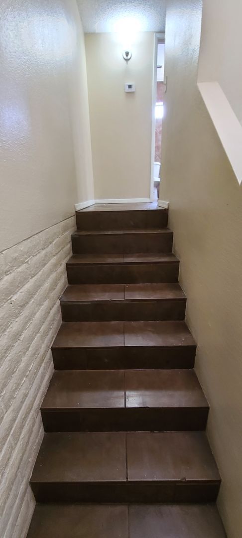 Building Photo - Stone Ave Pastime Rd - 2 Story Townhouse w...