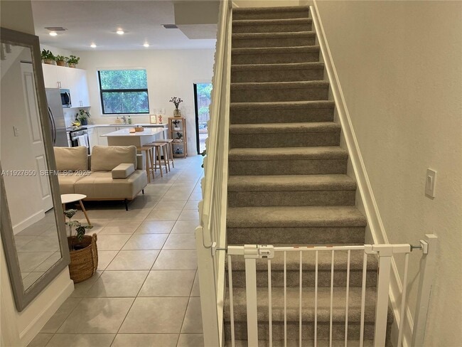 Building Photo - 12868 SW 232nd Ln