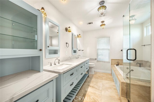 Building Photo - 532 S Westford St