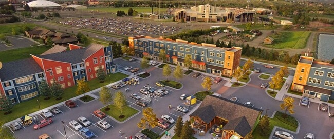 Building Photo - Stadium View