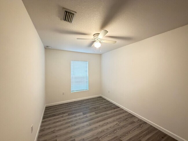 Building Photo - BEAUTIFUL 3 BD/2BA Home in Ocala!!!