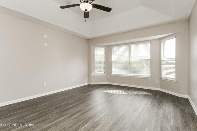 Building Photo - 86730 Cartesian Pointe Dr